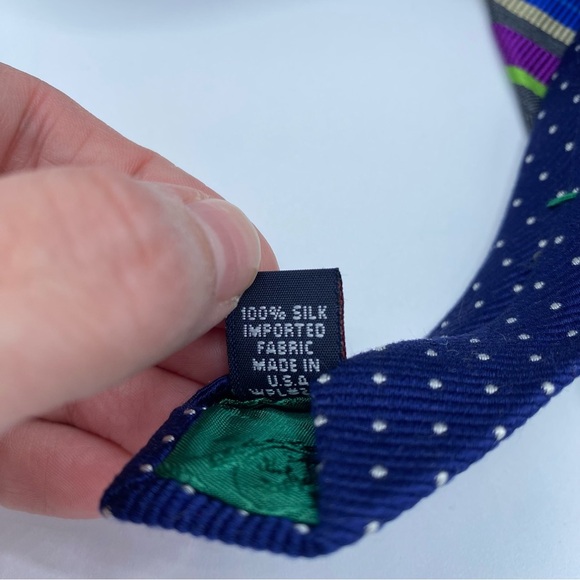 Vintage Tommy Hilfiger 100% Silk Bold Multicolour Striped Tie Preppy Unique - Picture 4 of 7